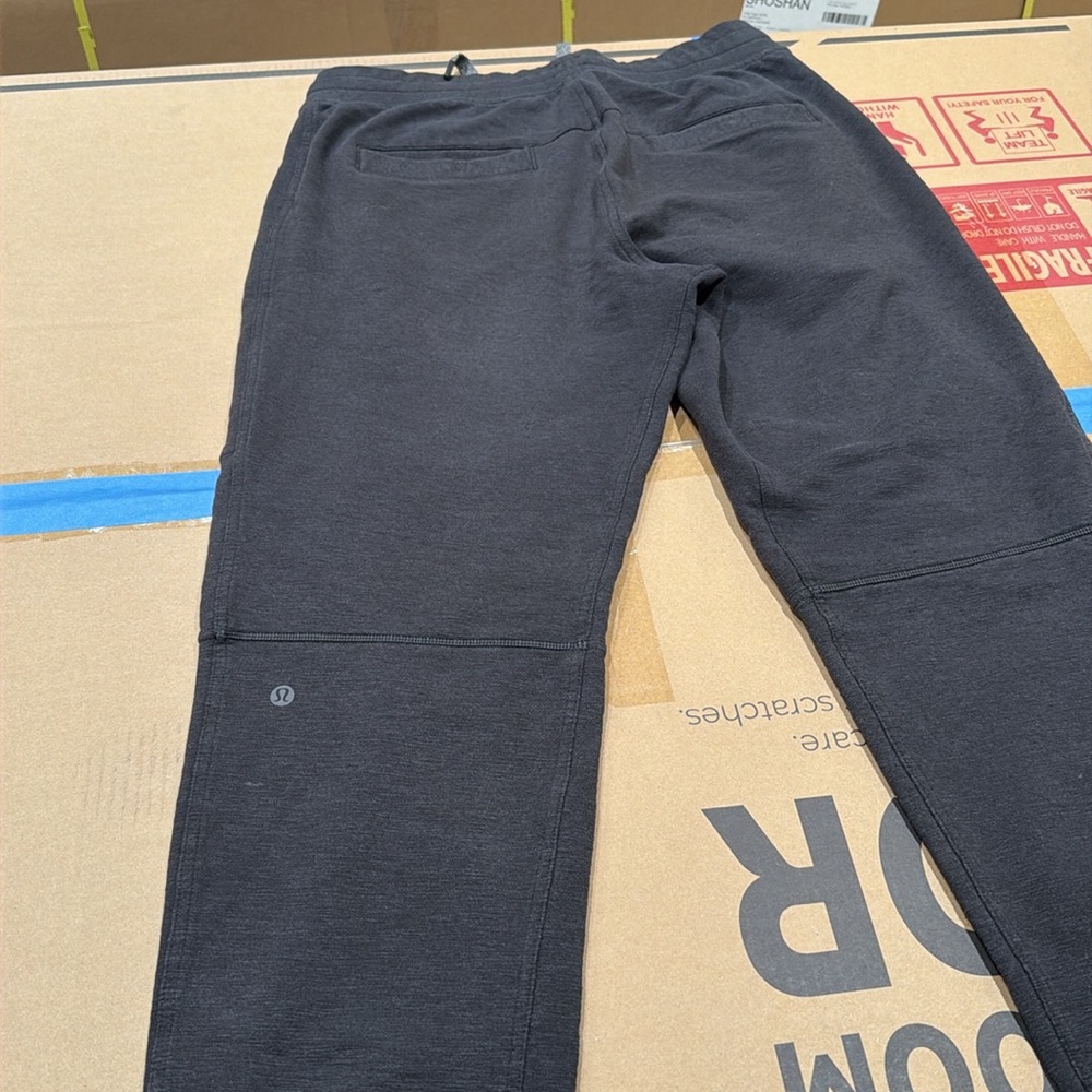 Lululemon Men - Picture 3 of 3